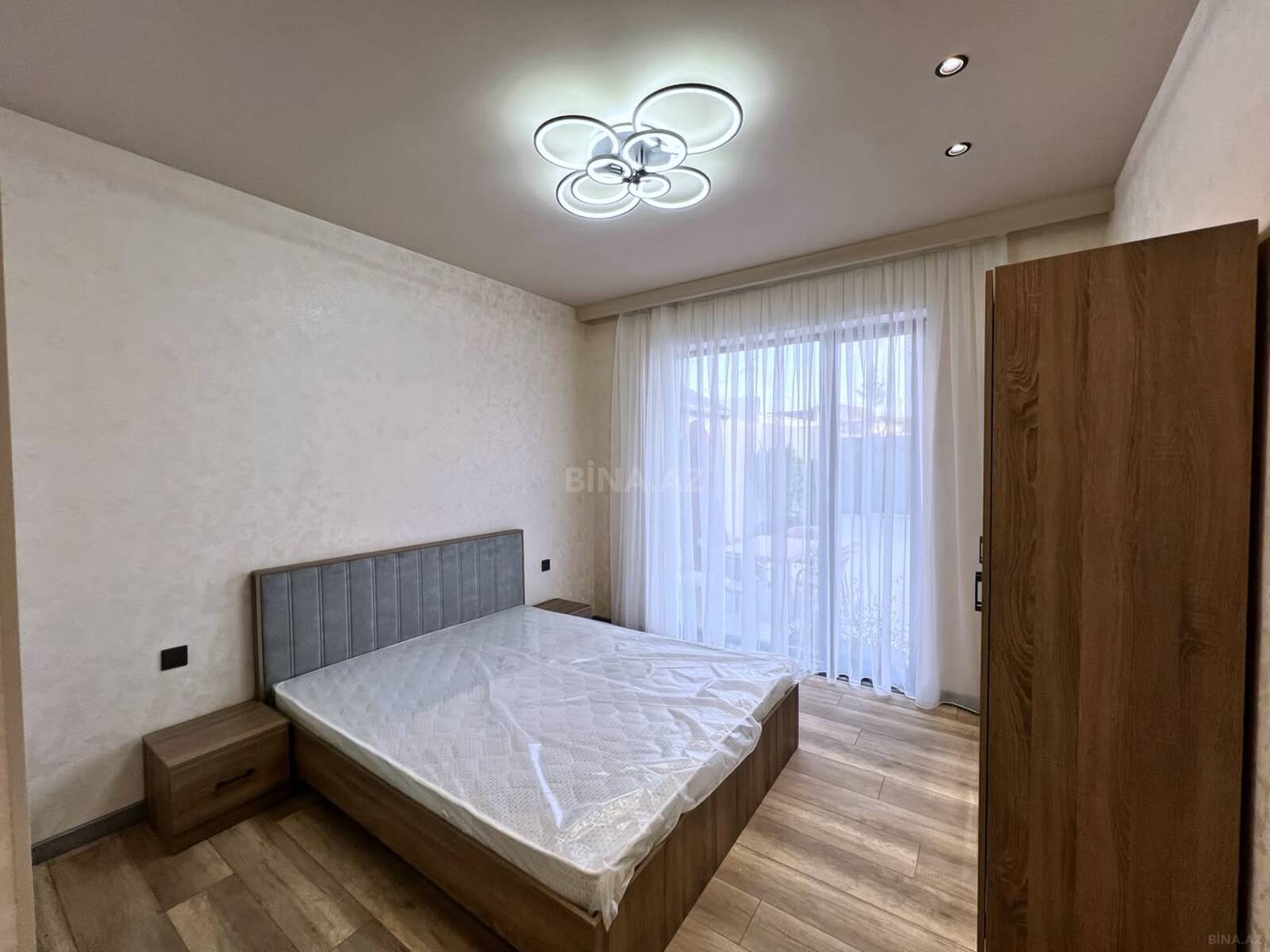 4 otaqlı Həyət evi/Bağ evi, Şüvəlan q., Bakı