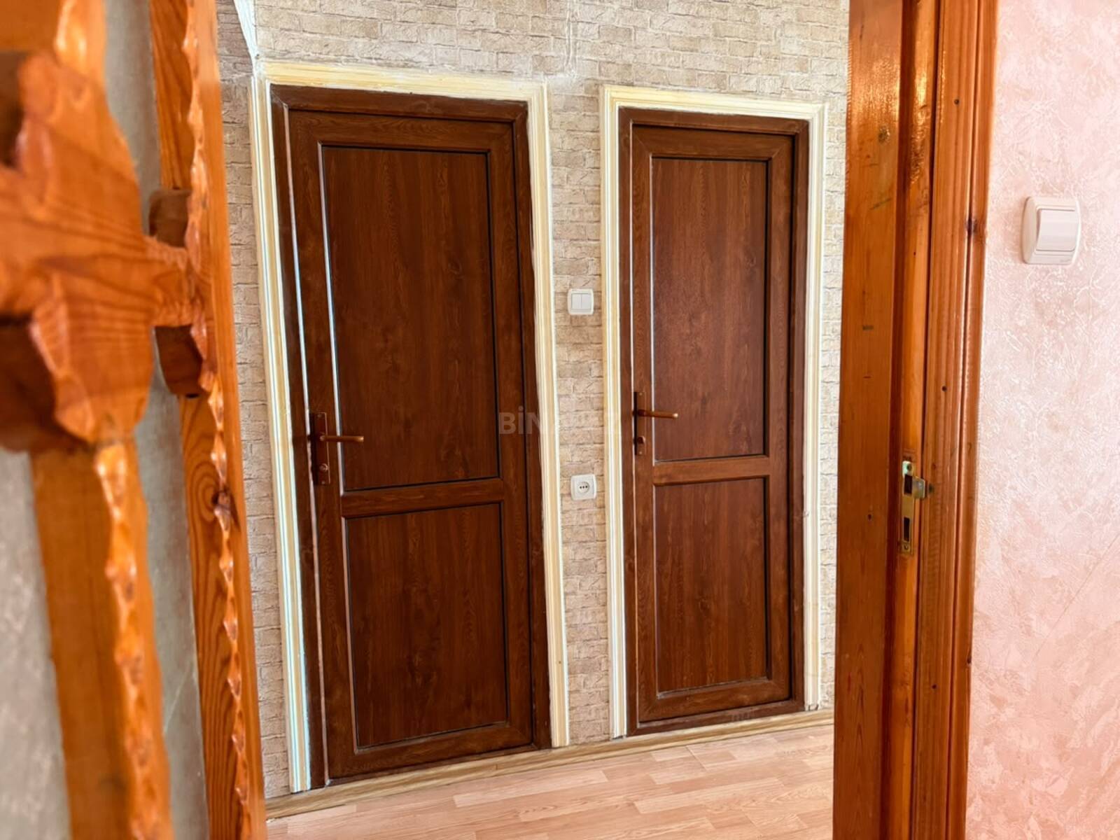 5 otaqlı Köhnə tikili, Gəncə