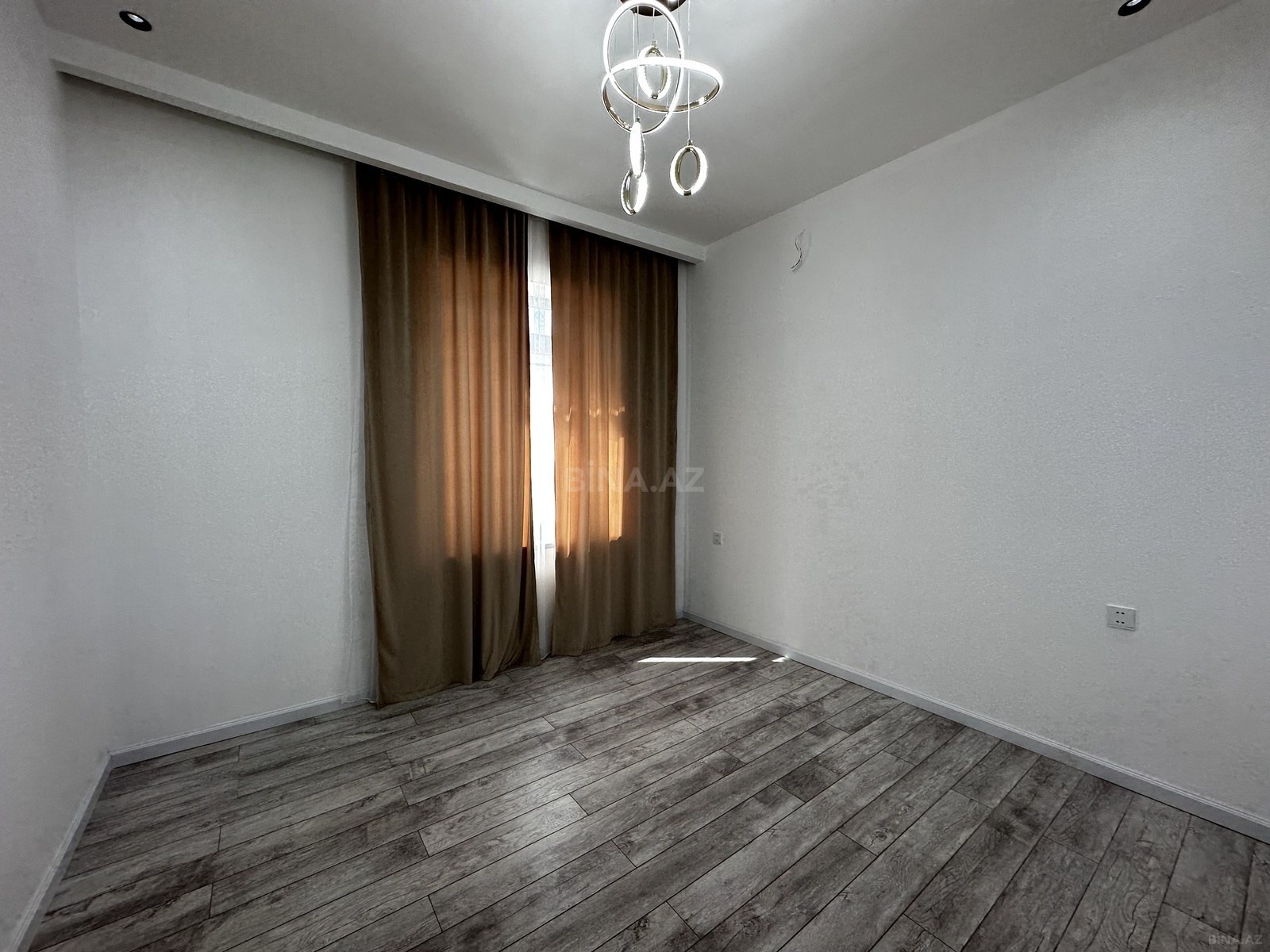 4 otaqlı Həyət evi/Bağ evi, Şüvəlan q., Bakı
