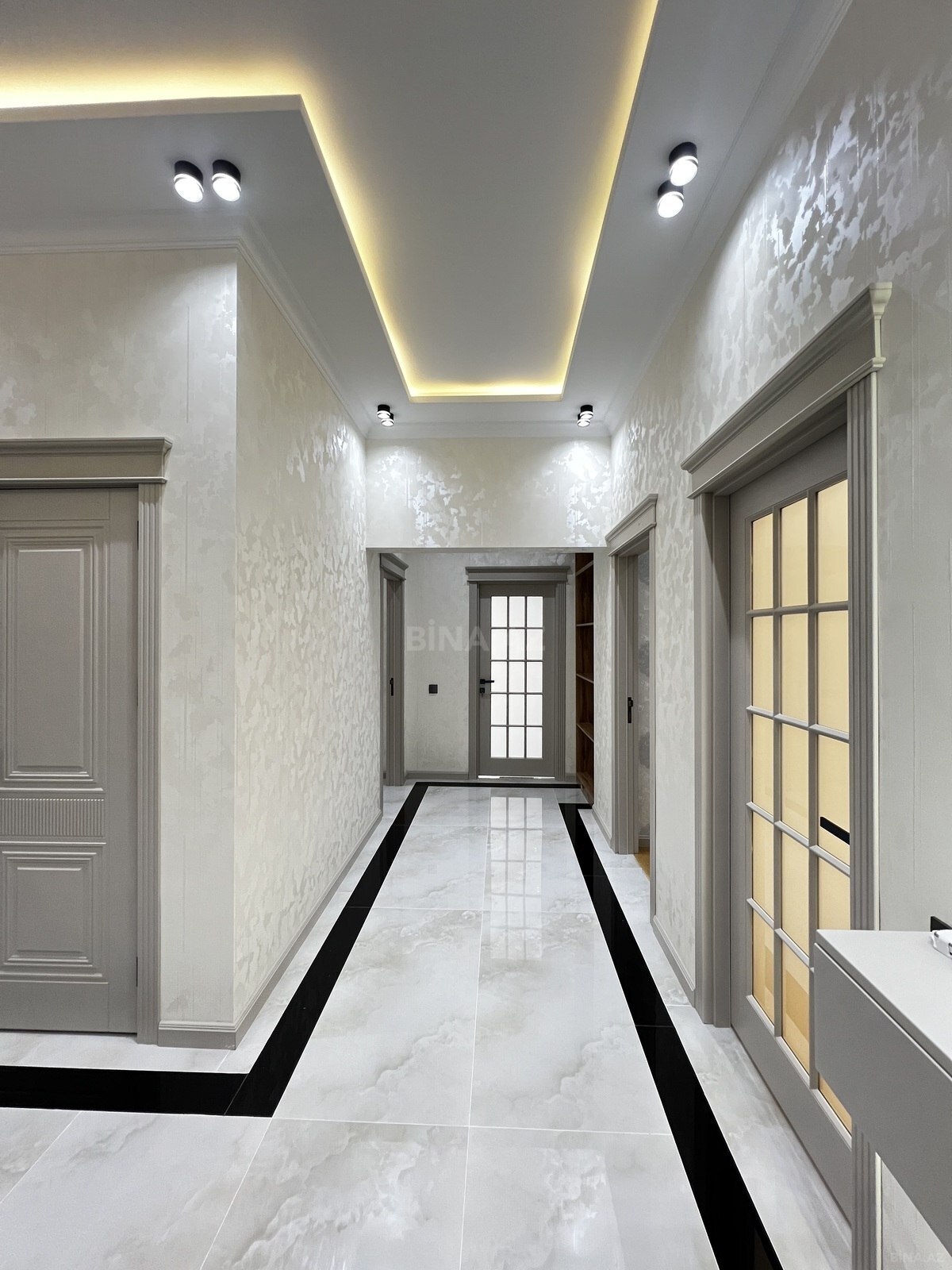 3 otaqlı Yeni tikili, Qara Qarayev m., Bakı