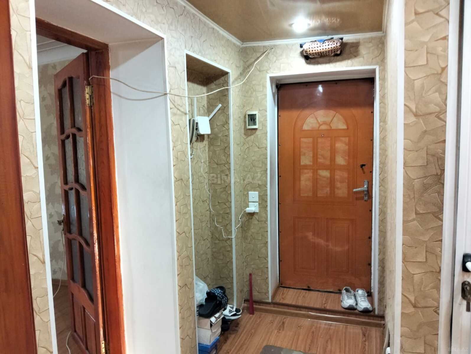 3 otaqlı Köhnə tikili, Elmlər Akademiyası m., Bakı