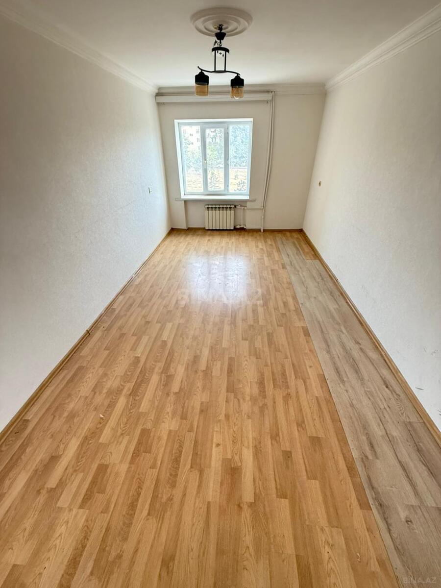 2 otaqlı Köhnə tikili, Neftçilər m., Bakı