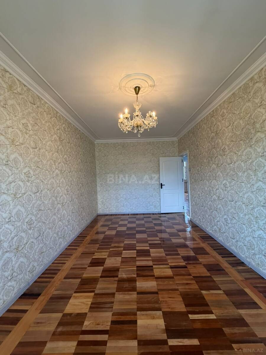 3 otaqlı Köhnə tikili, Həzi Aslanov m., Bakı