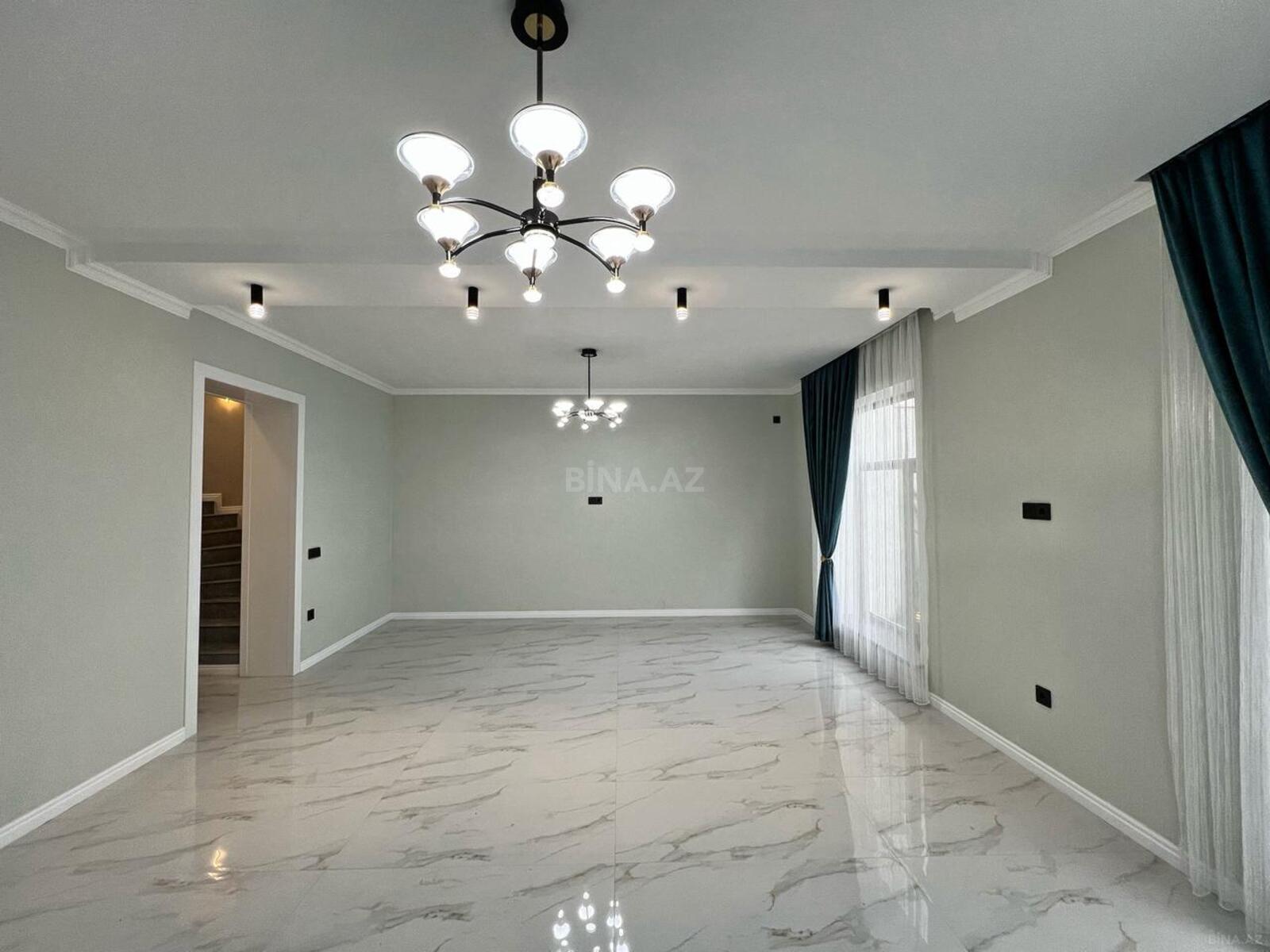 4 otaqlı Həyət evi/Bağ evi, Mərdəkan q., Bakı