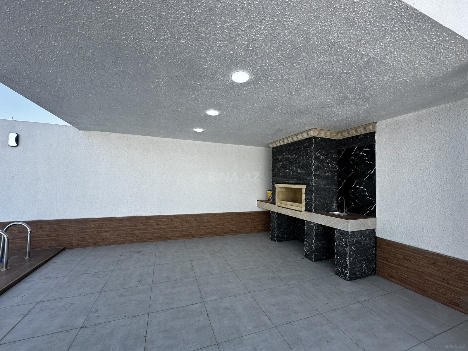 4 otaqlı Həyət evi/Bağ evi, Şüvəlan q., Bakı