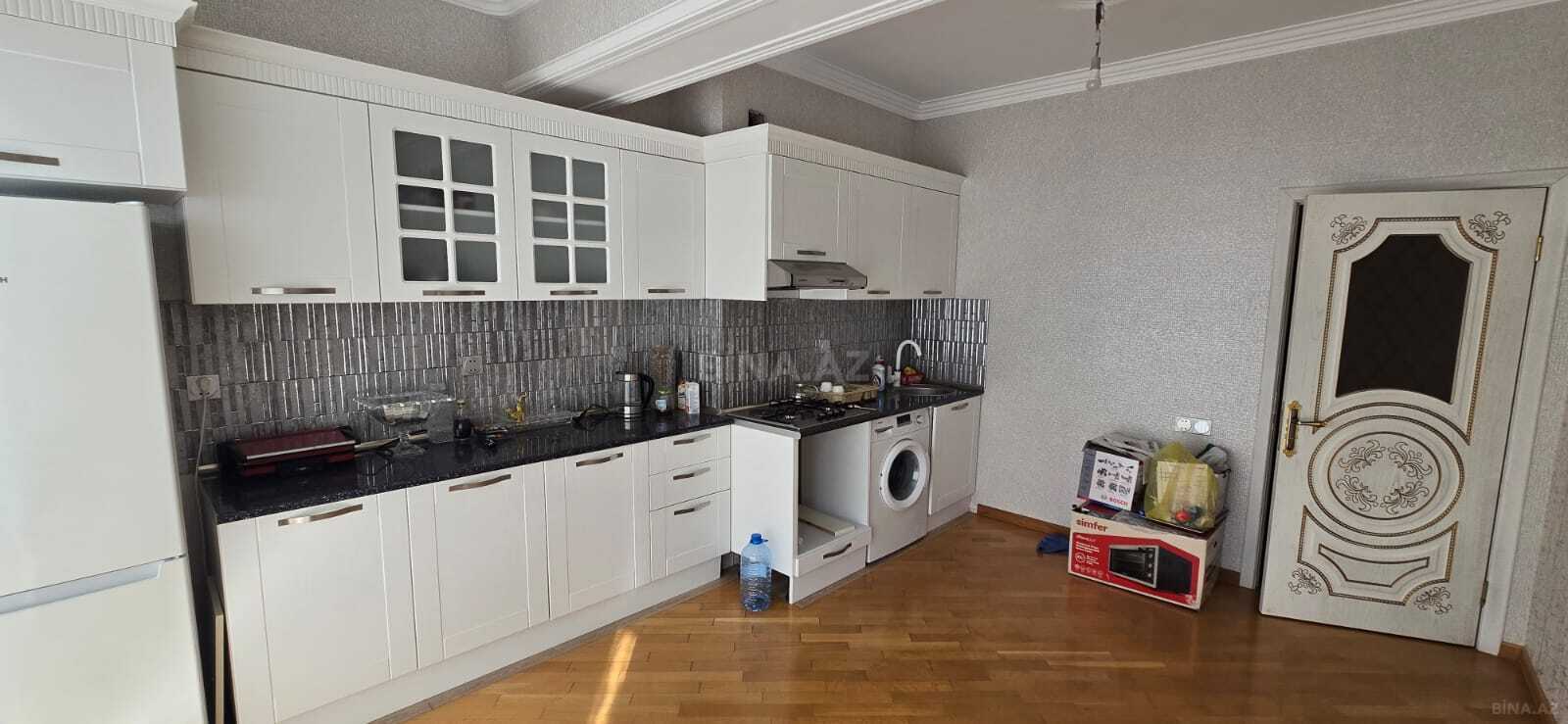 2 otaqlı Yeni tikili, Şah İsmayıl Xətai m., Bakı