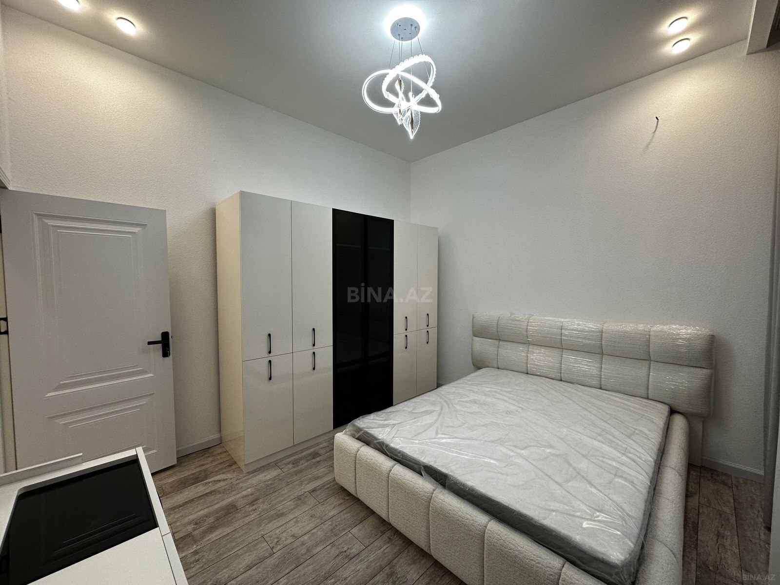 4 otaqlı Həyət evi/Bağ evi, Şüvəlan q., Bakı