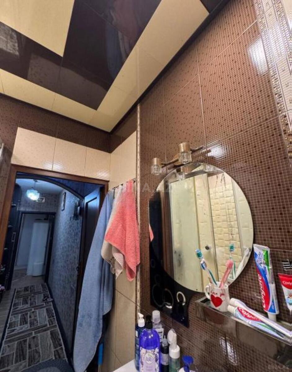 3 otaqlı Köhnə tikili, İnşaatçılar m., Bakı