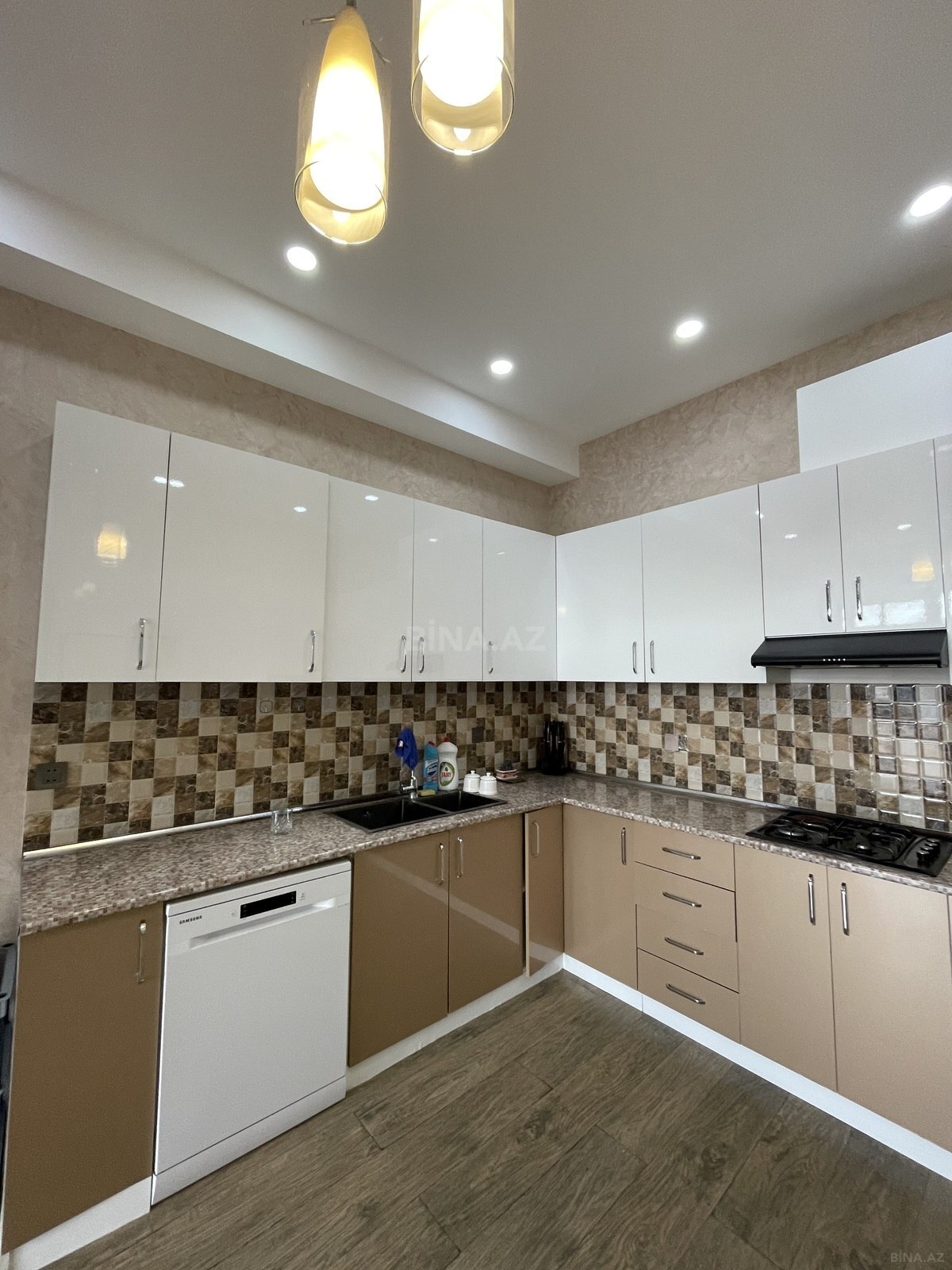 6 otaqlı Həyət evi/Bağ evi, Mərdəkan q., Bakı
