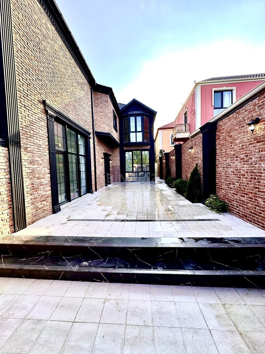 5 otaqlı Həyət evi/Bağ evi, Badamdar q., Bakı