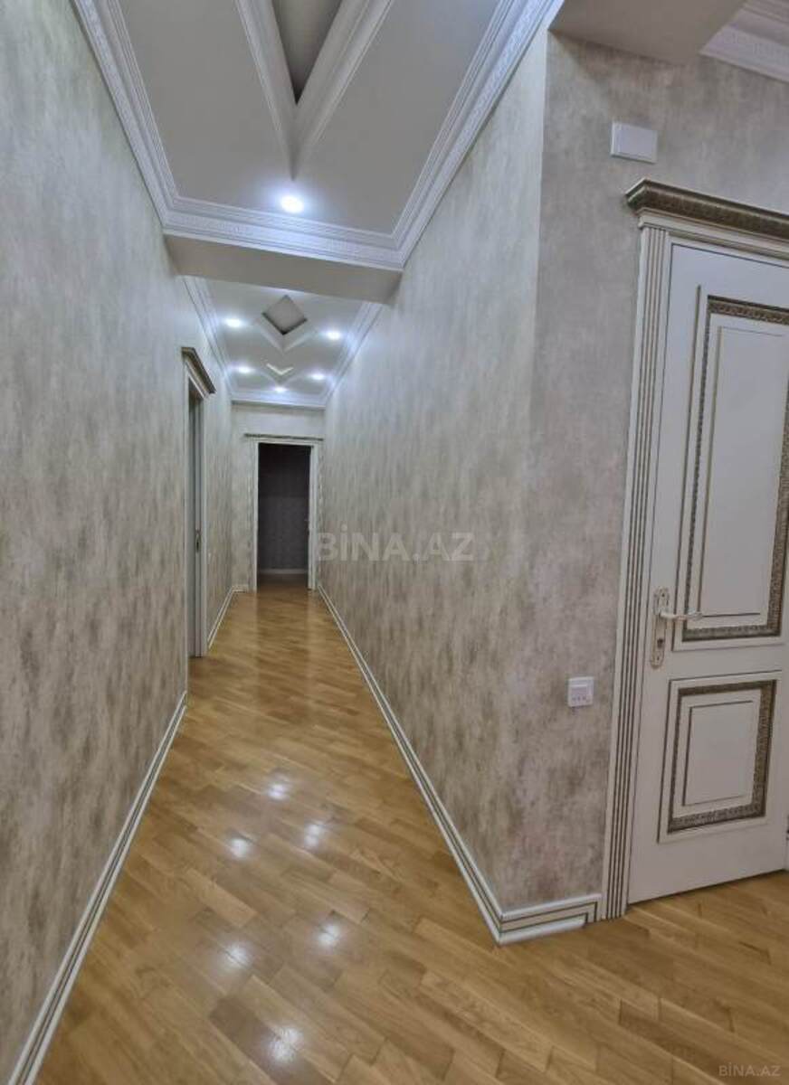 3 otaqlı Yeni tikili, 8 Noyabr m., Bakı