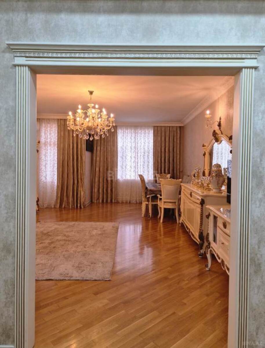 3 otaqlı Yeni tikili, 8 Noyabr m., Bakı