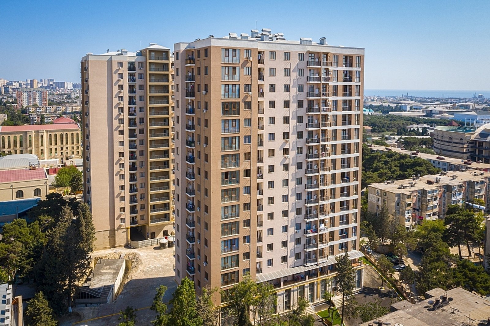 2 otaqlı Yeni tikili, Qara Qarayev m., Bakı