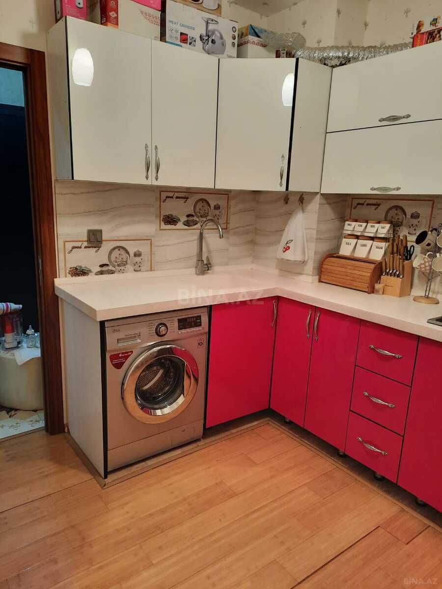 3 otaqlı Yeni tikili, Xırdalan