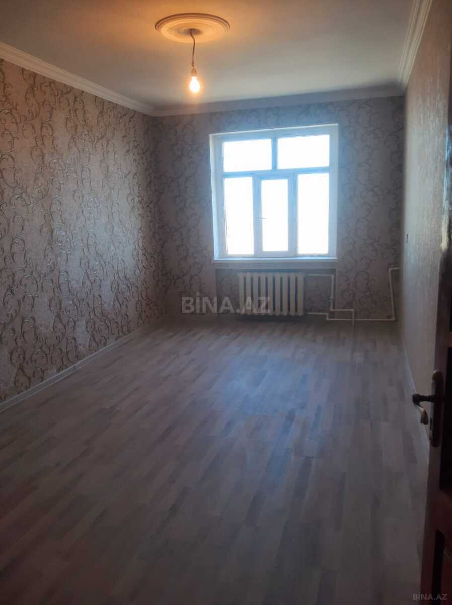 5 otaqlı Köhnə tikili, Yeni Günəşli q., Bakı