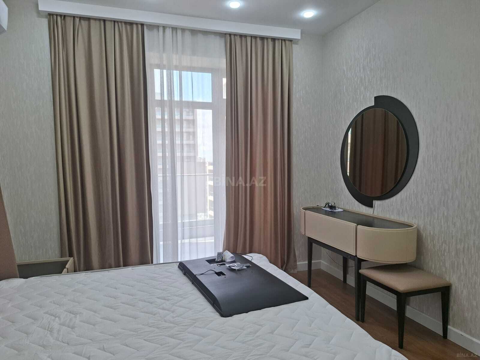 3 otaqlı Yeni tikili, 8 Noyabr m., Bakı