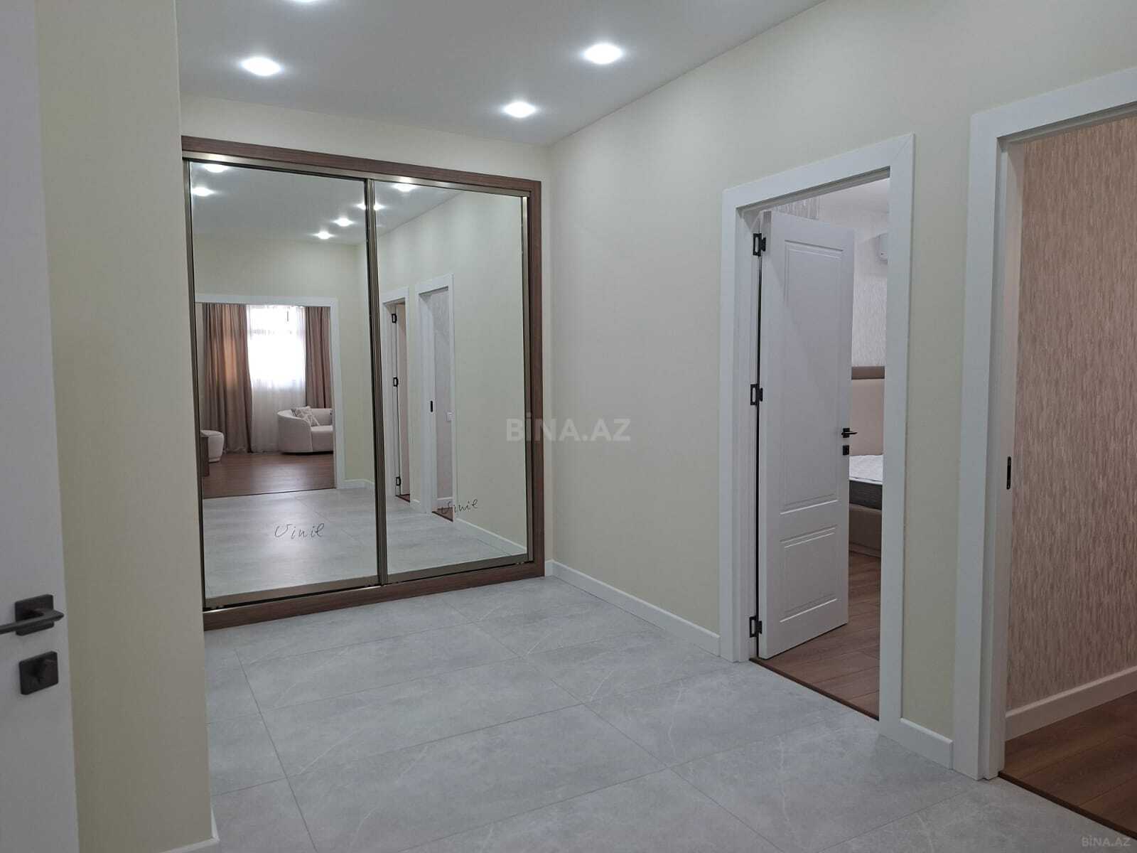 3 otaqlı Yeni tikili, 8 Noyabr m., Bakı