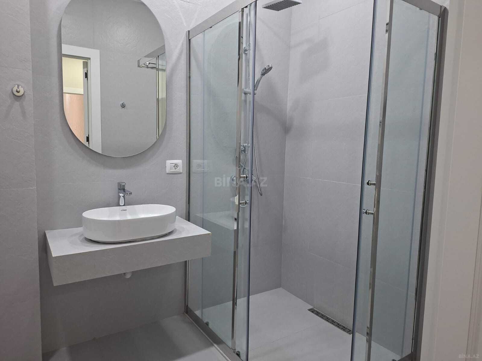 3 otaqlı Yeni tikili, 8 Noyabr m., Bakı