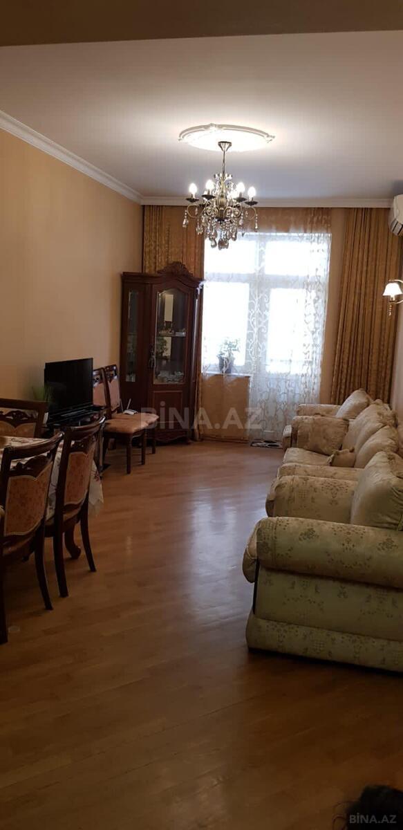 2 otaqlı Yeni tikili, Şah İsmayıl Xətai m., Bakı