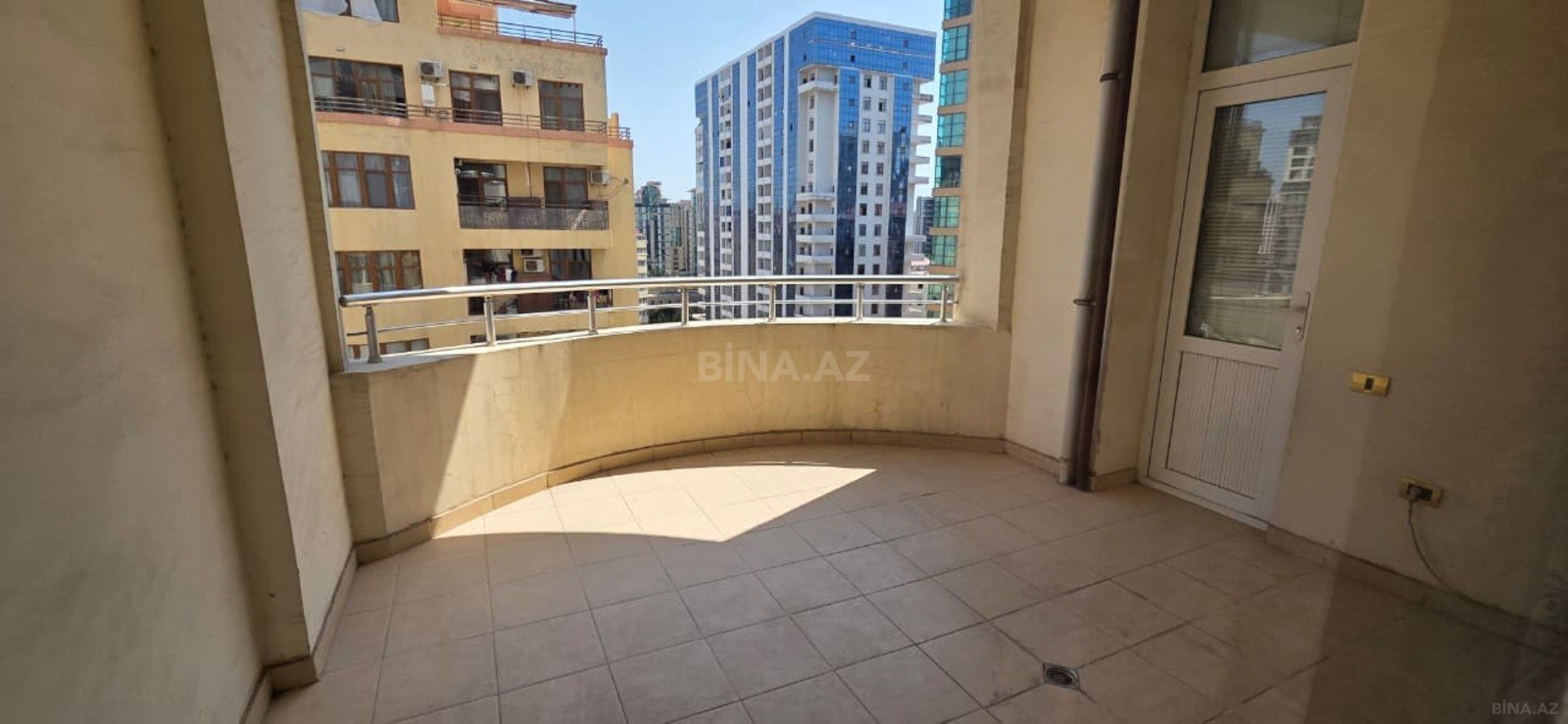 4 otaqlı Yeni tikili, 28 May m., Bakı