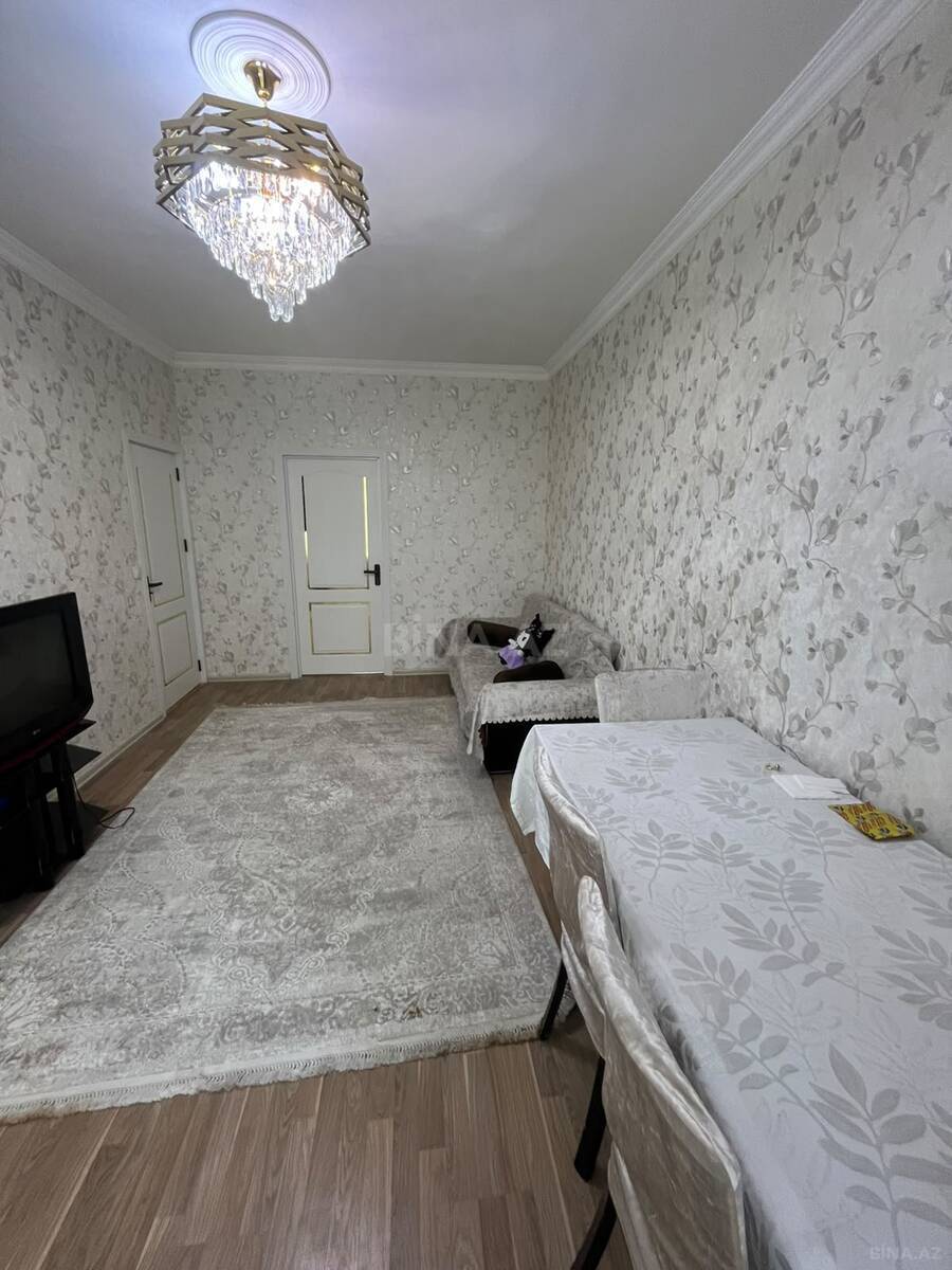 2 otaqlı Köhnə tikili, Memar Əcəmi m., Bakı