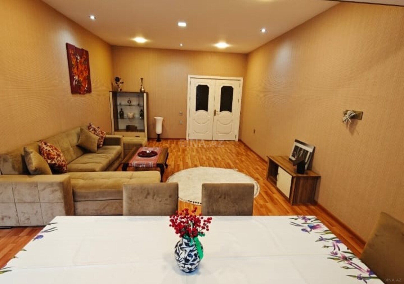 3 otaqlı Yeni tikili, Şah İsmayıl Xətai m., Bakı