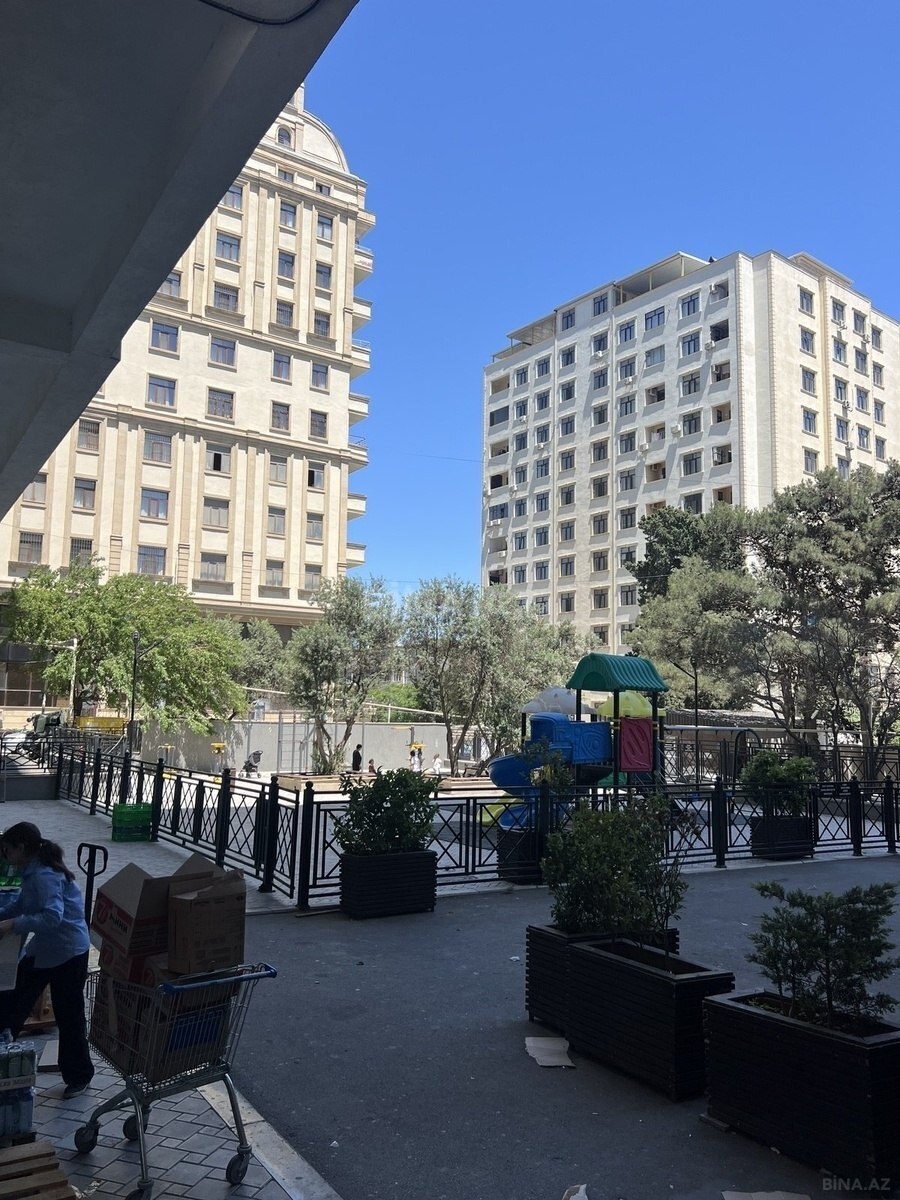 2 otaqlı Yeni tikili, Memar Əcəmi m., Bakı