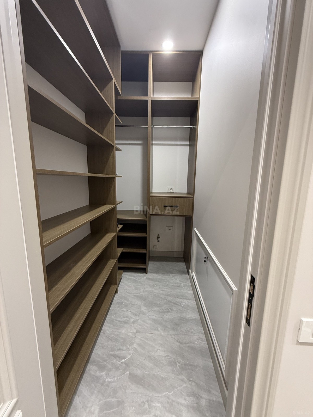 3 otaqlı Yeni tikili, 28 May m., Bakı