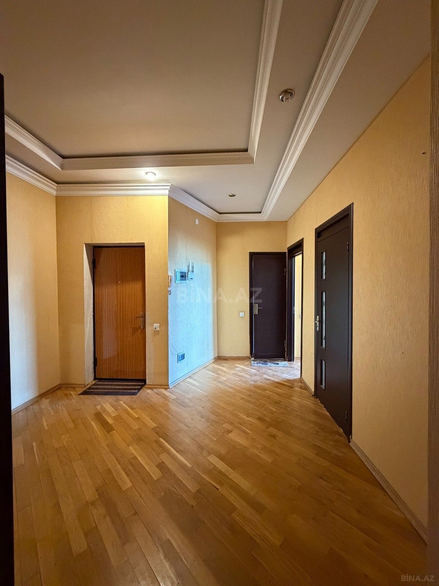 3 otaqlı Yeni tikili, İnşaatçılar m., Bakı