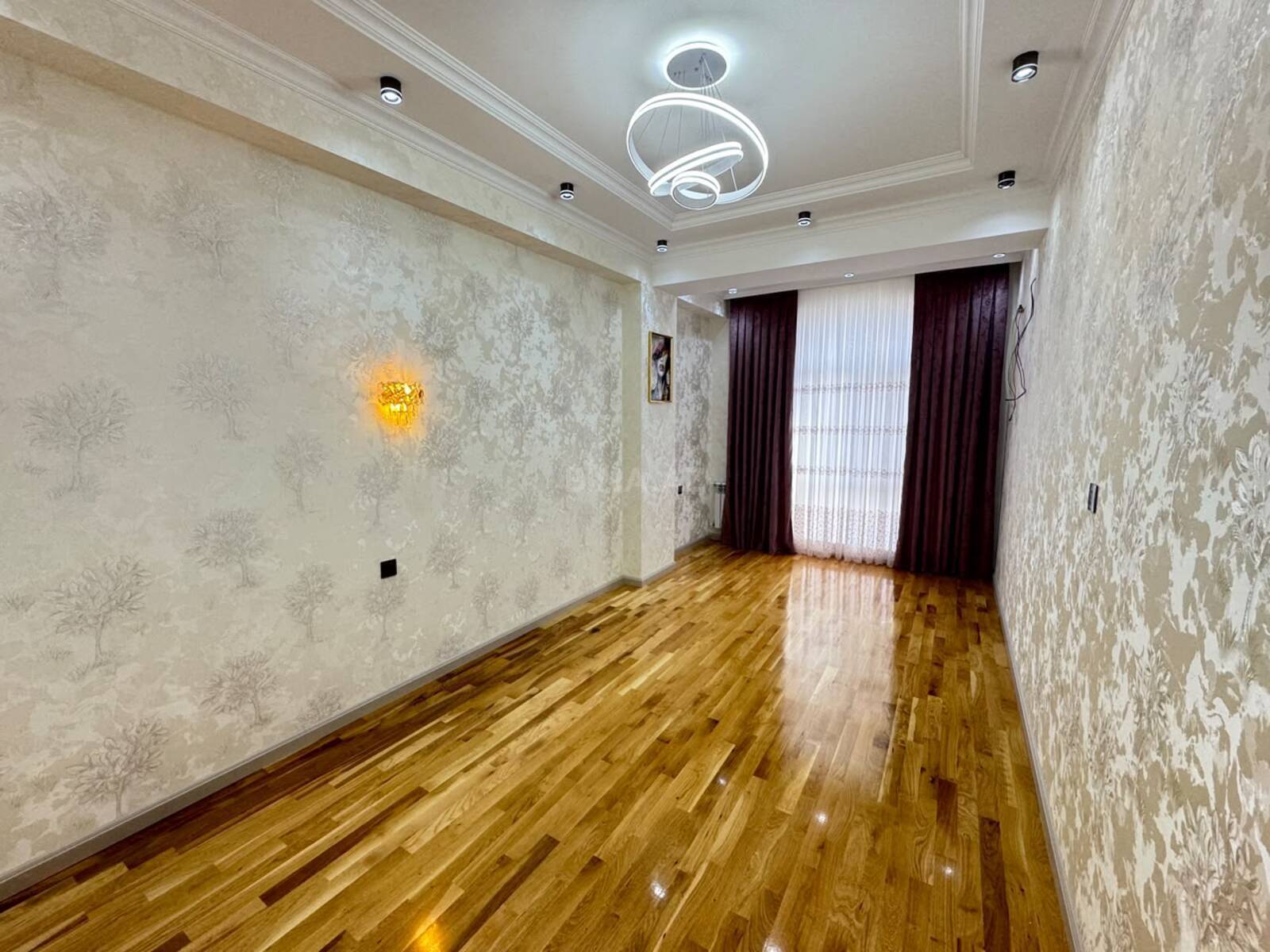 3 otaqlı Yeni tikili, Qara Qarayev m., Bakı