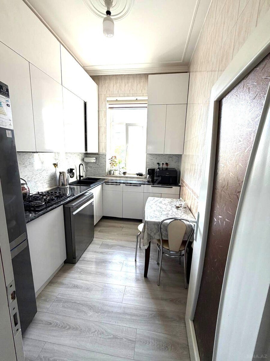 3 otaqlı Köhnə tikili, Nəriman Nərimanov m., Bakı
