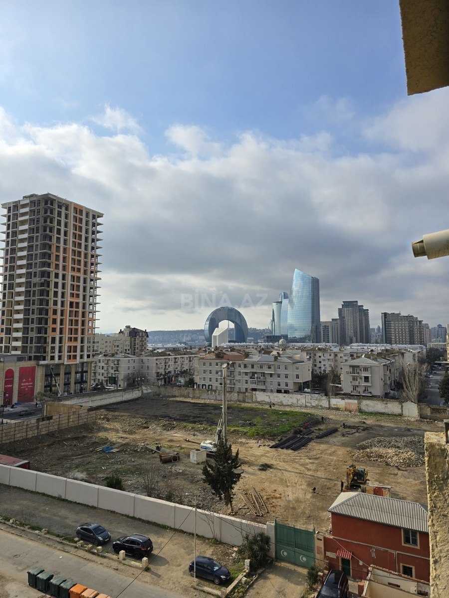 2 otaqlı Yeni tikili, Şah İsmayıl Xətai m., Bakı