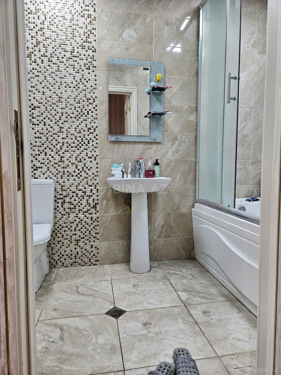3 otaqlı Yeni tikili, Memar Əcəmi m., Bakı