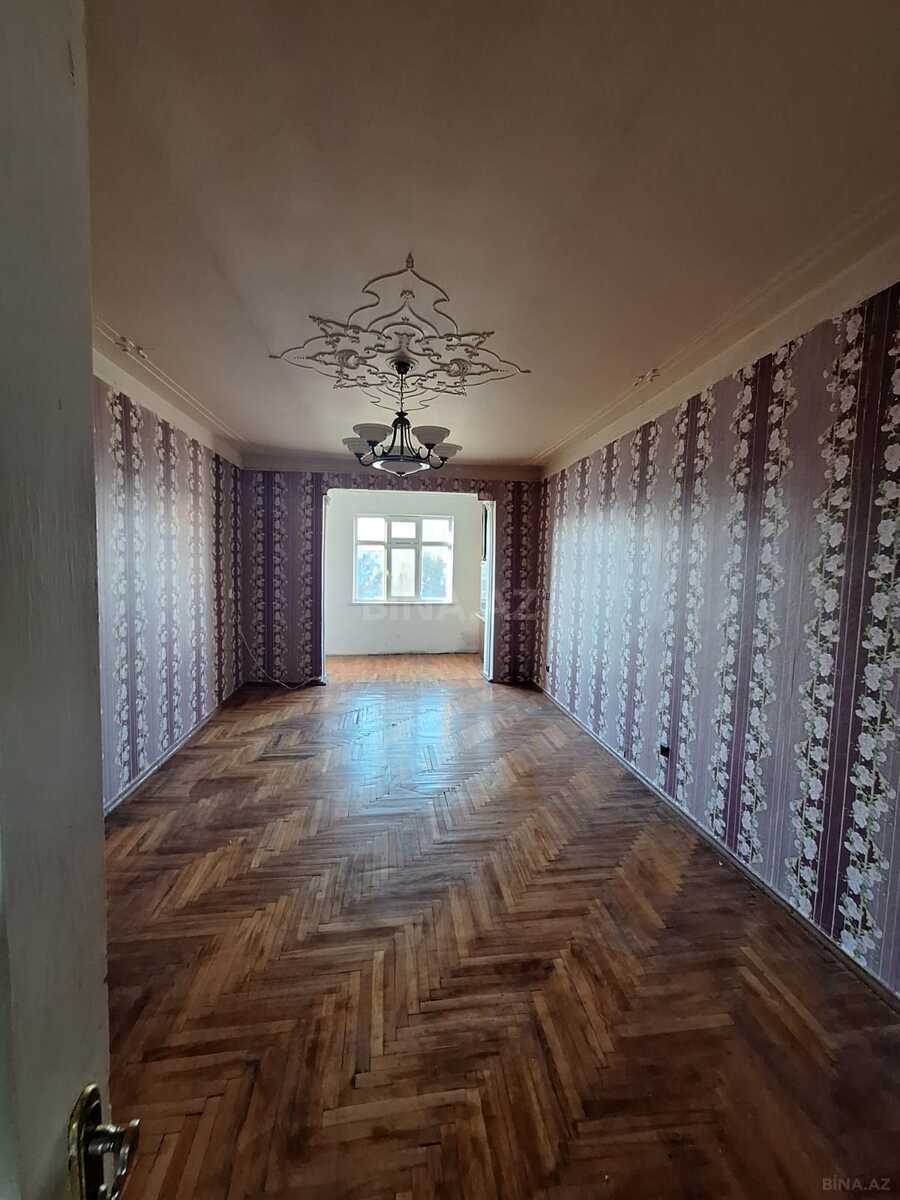 3 otaqlı Köhnə tikili, 8-ci kilometr q., Bakı