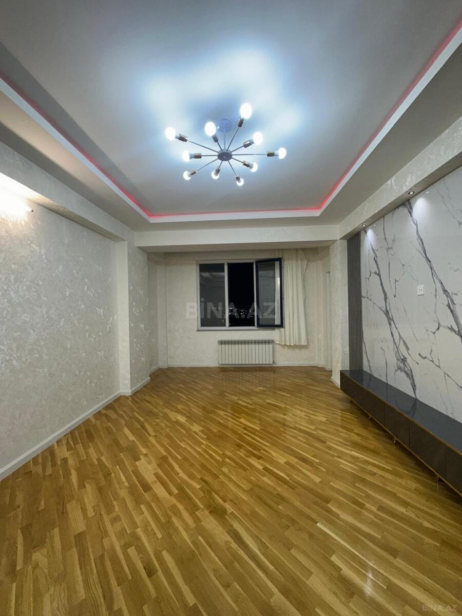 3 otaqlı Yeni tikili, 7-ci mikrorayon q., Bakı