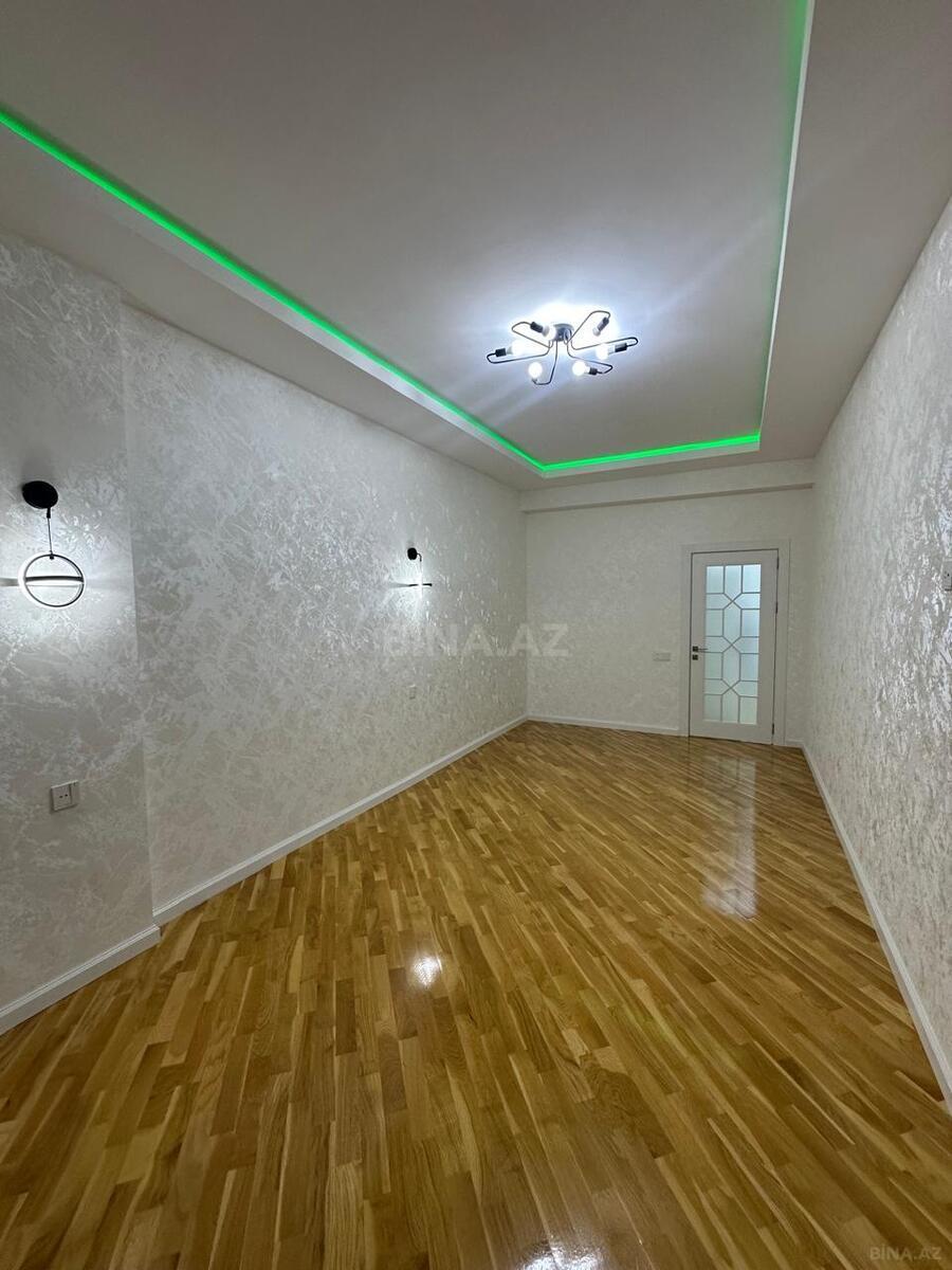 3 otaqlı Yeni tikili, 7-ci mikrorayon q., Bakı