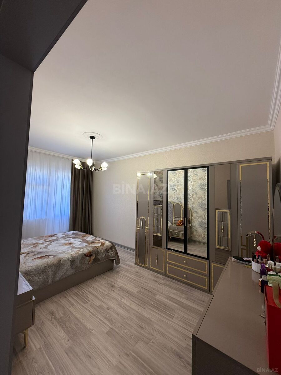 4 otaqlı Köhnə tikili, 20 Yanvar m., Bakı