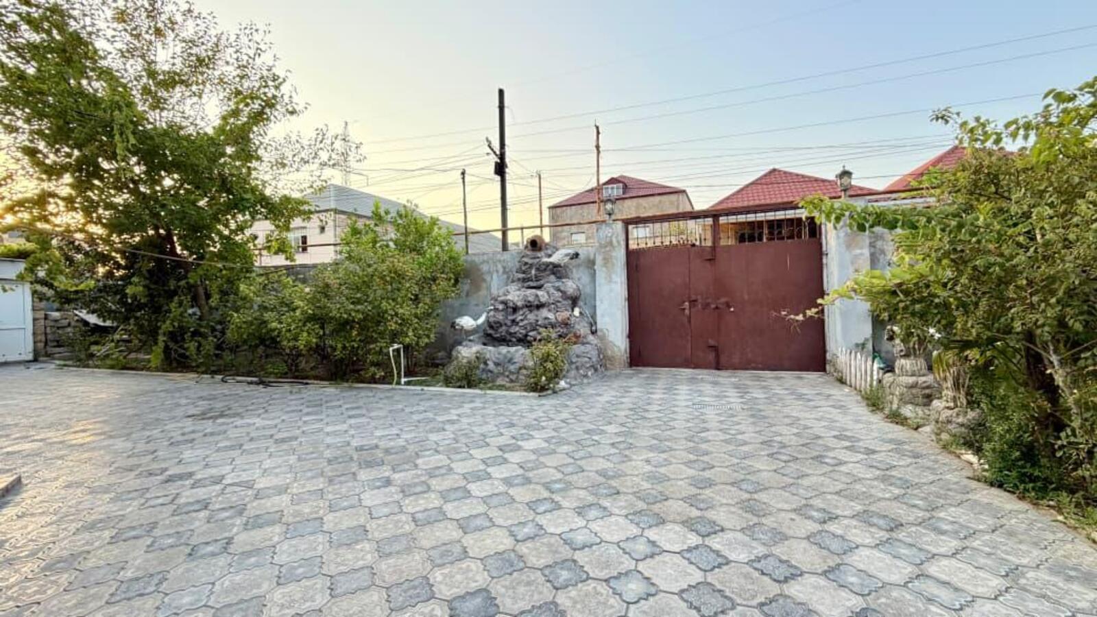 4 otaqlı Həyət evi/Bağ evi, Binəqədi r., Bakı