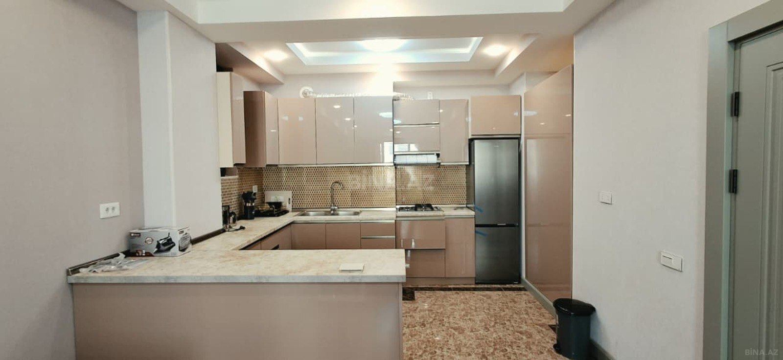 2 otaqlı Yeni tikili, Şah İsmayıl Xətai m., Bakı