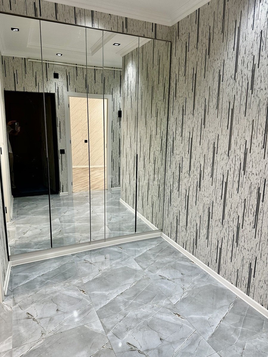 2 otaqlı Köhnə tikili, Qara Qarayev m., Bakı