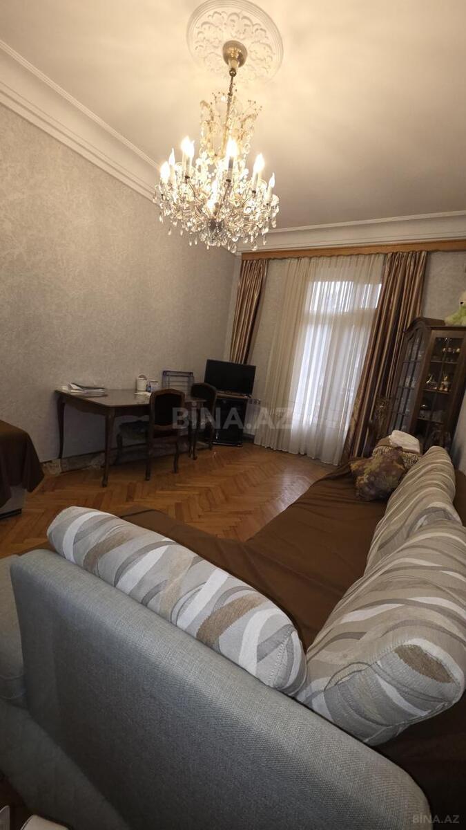 2 otaqlı Köhnə tikili, Nəsimi r., Bakı