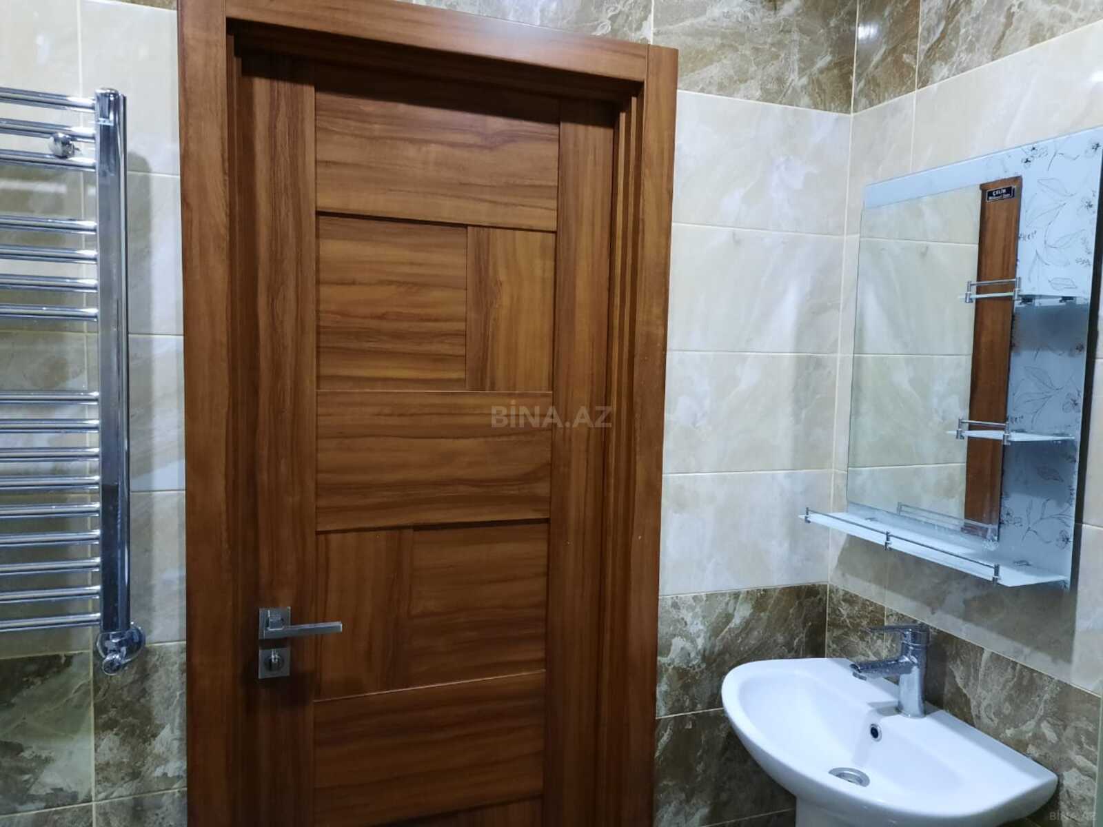 3 otaqlı Yeni tikili, Xırdalan