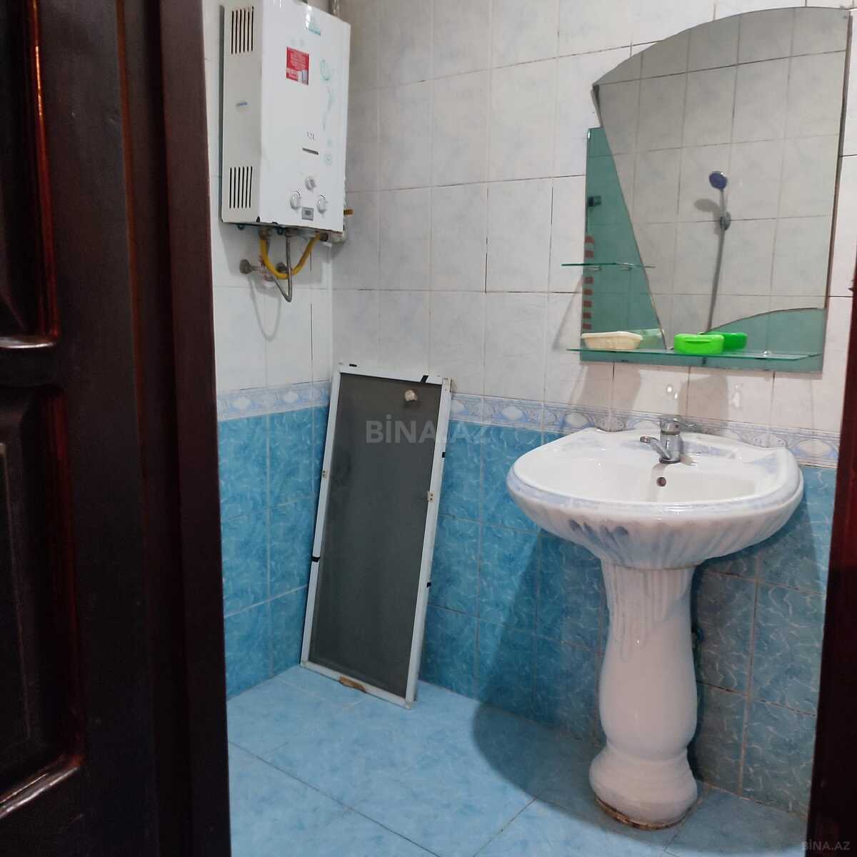 2 otaqlı Köhnə tikili, Bakıxanov q., Bakı