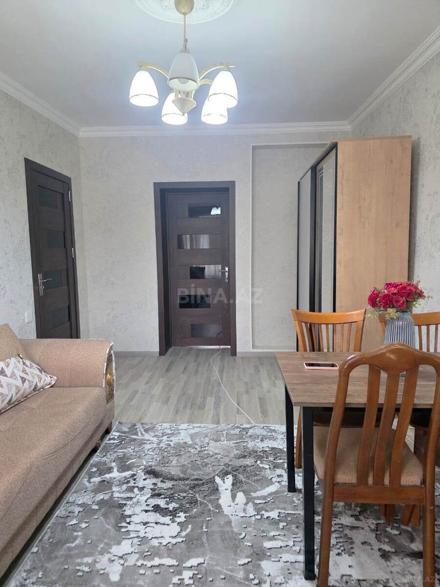 2 otaqlı Köhnə tikili, 28 May m., Bakı