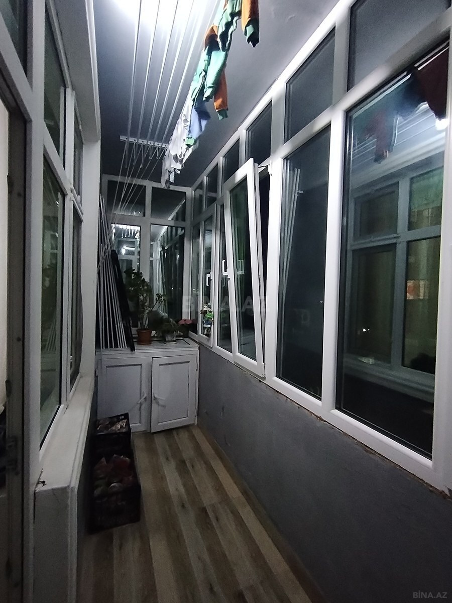 3 otaqlı Yeni tikili, Xırdalan