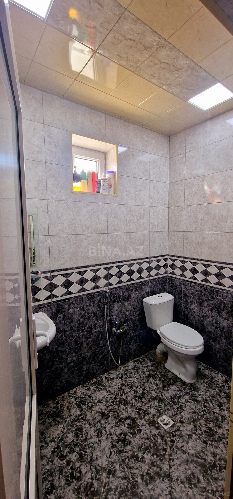 4 otaqlı Həyət evi/Bağ evi, Binəqədi q., Bakı