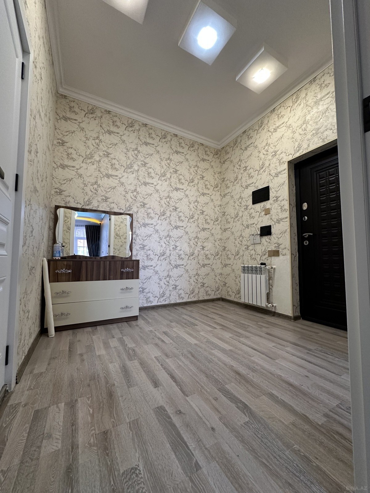 2 otaqlı Yeni tikili, Xırdalan