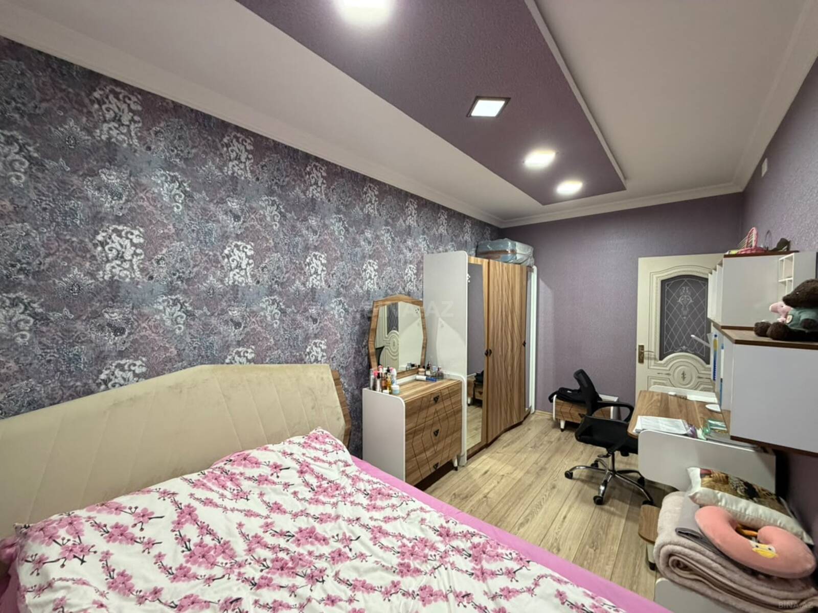 2 otaqlı Köhnə tikili, Azadlıq Prospekti m., Bakı