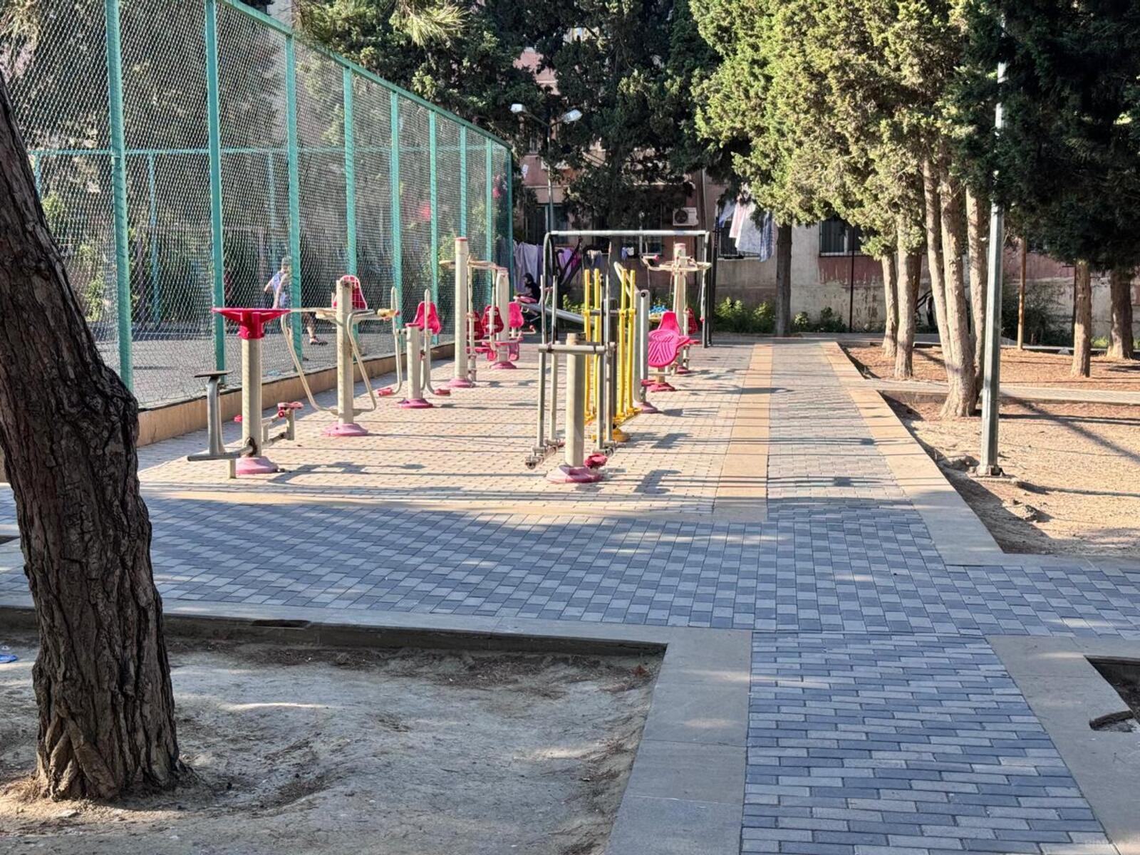 2 otaqlı Köhnə tikili, Azadlıq Prospekti m., Bakı