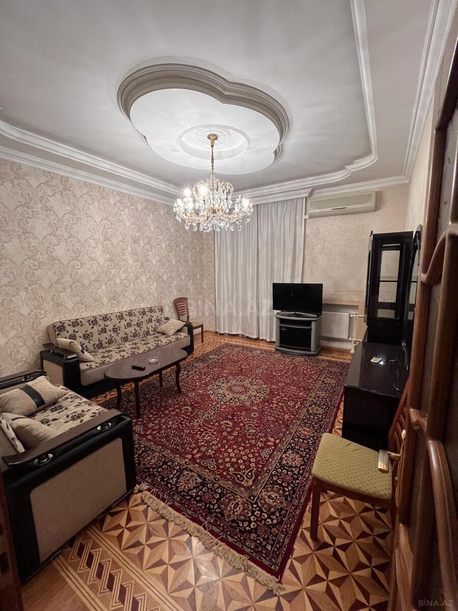3 otaqlı Köhnə tikili, Sahil m., Bakı